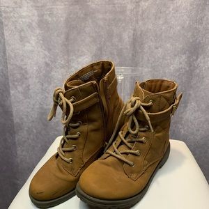 Girls Boots
